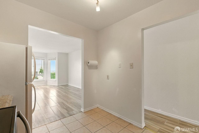 278 7th Ave, San Francisco, CA 94118 - corridor with light wood-style flooring