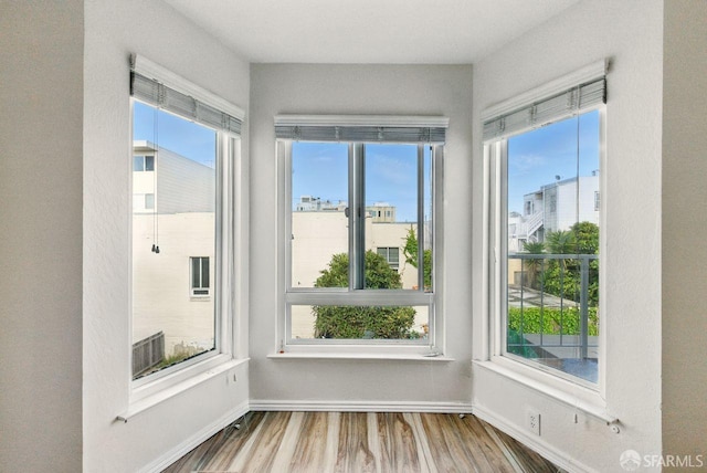 278 7th Ave, San Francisco, CA 94118 - unfurnished sunroom featuring healthy amount of natural light