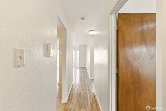 278 7th Ave, San Francisco, CA 94118 - hall featuring light wood-style floors and a textured wall
