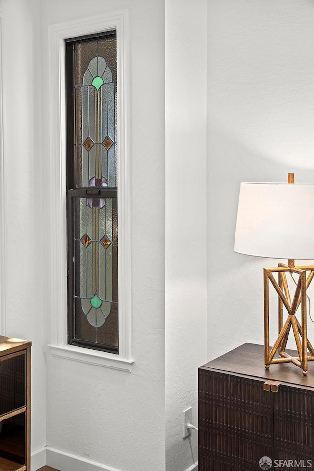 536 Wisconsin St, San Francisco, CA 94107 - detailed view of baseboards