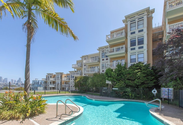 536 Wisconsin St, San Francisco, CA 94107 - view of community pool
