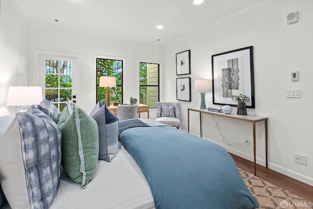 536 Wisconsin St, San Francisco, CA 94107 - bedroom featuring ornamental molding, wood finished floors, and recessed lighting