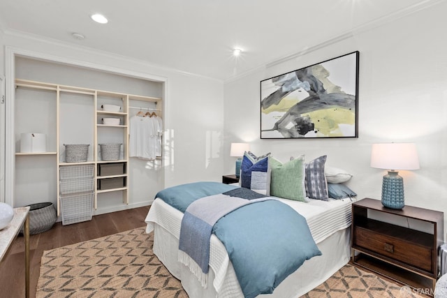 536 Wisconsin St, San Francisco, CA 94107 - bedroom featuring crown molding, wood finished floors, and recessed lighting