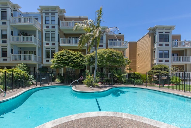 536 Wisconsin St, San Francisco, CA 94107 - view of community pool