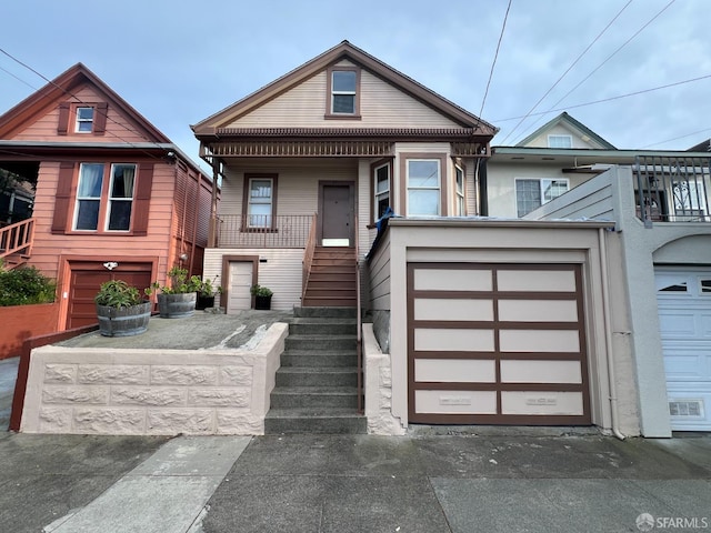 view of front of house featuring a garage