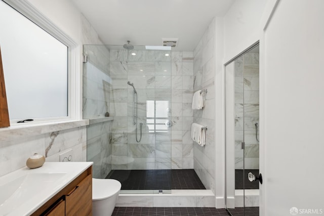 1982 Fell St, San Francisco, CA 94117 - bathroom with a shower stall, toilet, and vanity