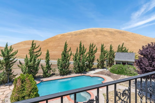5317 Judsonville Dr, Antioch, CA 94531 - view of pool featuring a mountain view