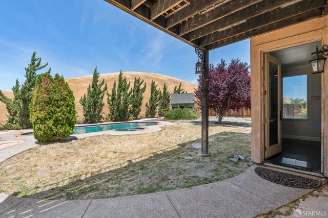 5317 Judsonville Dr, Antioch, CA 94531 - view of yard featuring an outdoor pool