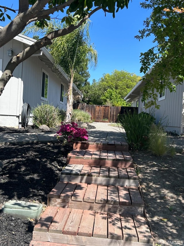 139 Hall Ln, Walnut Creek, CA 94597 - view of patio with fence