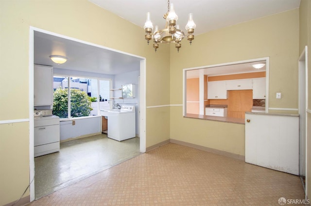 2567 Bryant St, San Francisco, CA 94110 - unfurnished dining area with washer / clothes dryer and a chandelier