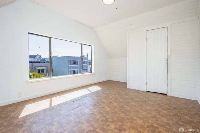 2567 Bryant St, San Francisco, CA 94110 - additional living space featuring lofted ceiling and baseboards