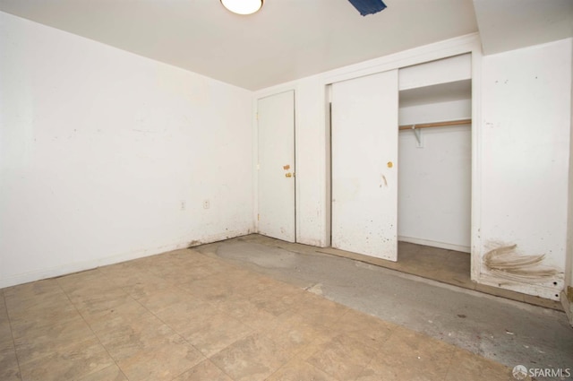2567 Bryant St, San Francisco, CA 94110 - unfurnished bedroom with a closet