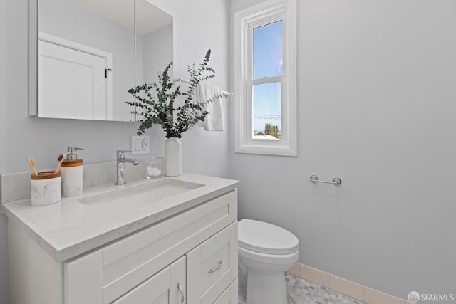 939 Innes Ave, San Francisco, CA 94124 - bathroom with toilet and vanity