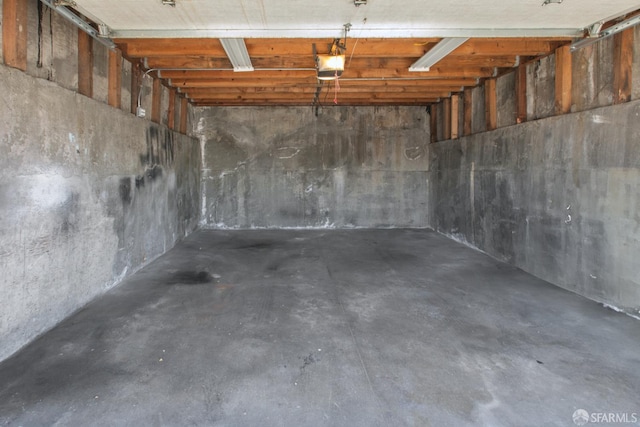 939 Innes Ave, San Francisco, CA 94124 - garage featuring a garage door opener