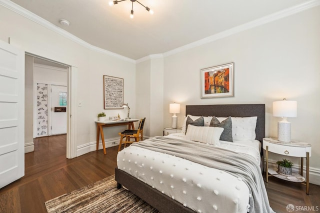 882 56th St, Oakland, CA 94608 - bedroom with crown molding and wood finished floors