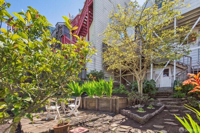 522 Liberty St, San Francisco, CA 94114 - view of property exterior with outdoor dining space and a patio area