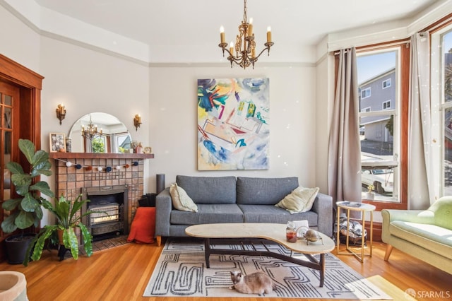 522 Liberty St, San Francisco, CA 94114 - living room with a wealth of natural light, wood finished floors, and a chandelier