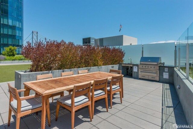 333 Beale St Unit 5I, San Francisco, CA 94105 - view of patio featuring outdoor dining area and area for grilling