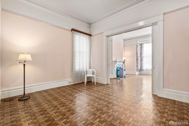 1075 Noe St, San Francisco, CA 94114 - empty room with baseboards and crown molding