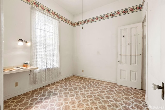1075 Noe St, San Francisco, CA 94114 - empty room featuring light floors and baseboards