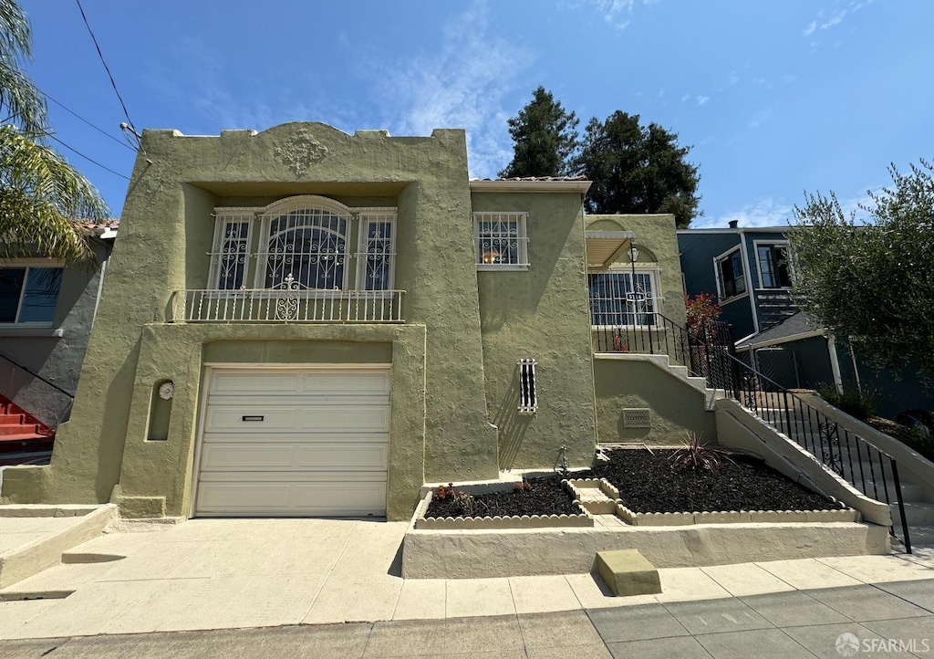 view of front of house with a garage