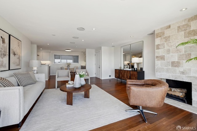 11 Perego Ter Unit 6, San Francisco, CA 94131 - living area featuring dark wood-type flooring, a fireplace, and recessed lighting