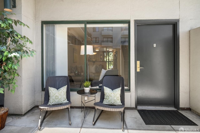 601 Van Ness Ave Unit 35, San Francisco, CA 94102 - doorway to property with stucco siding