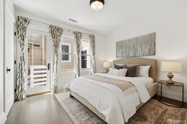3226 Octavia St, San Francisco, CA 94123 - bedroom with wood finished floors and baseboards