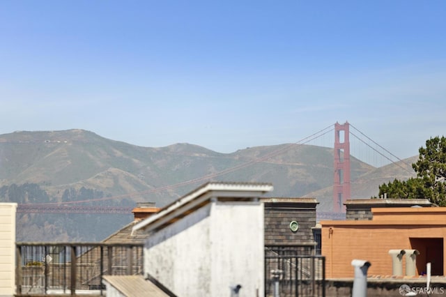 3226 Octavia St, San Francisco, CA 94123 - view of mountain background