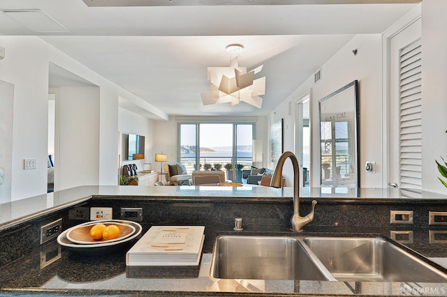 229 Brannan St Unit 12C, San Francisco, CA 94107 - kitchen with a sink and open floor plan