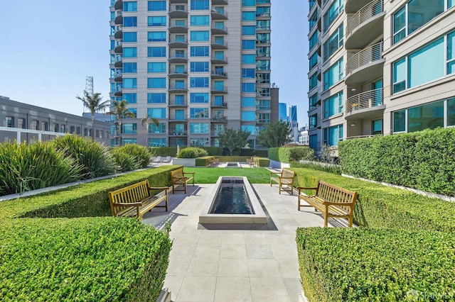 229 Brannan St Unit 12C, San Francisco, CA 94107 - view of home's community with an outdoor fire pit