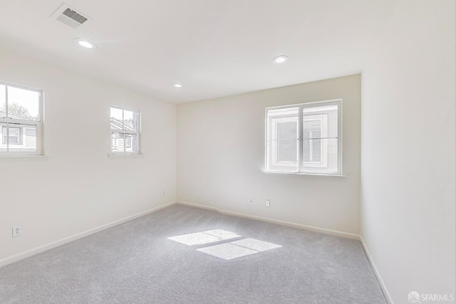 95 Olmsted Ct, Pittsburg, CA 94565 - unfurnished room with carpet flooring and recessed lighting