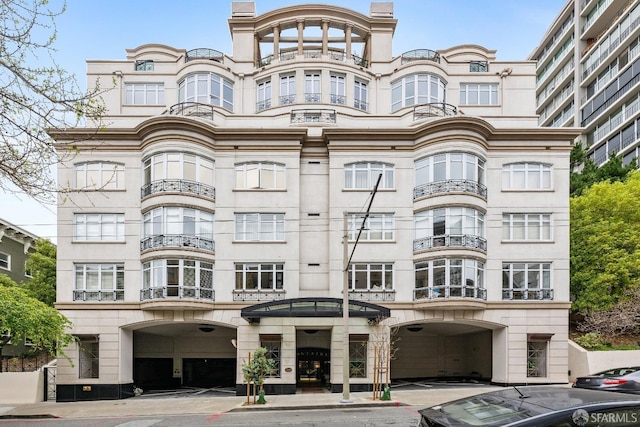 1340 Clay St Unit 302, San Francisco, CA 94109 - view of apartment building / complex