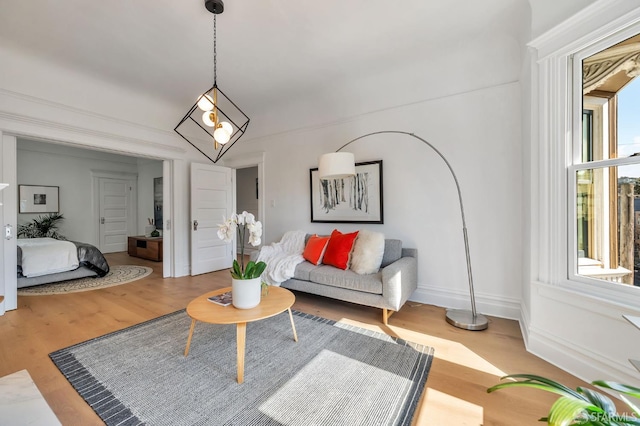 291 Church St, San Francisco, CA 94114 - living area with wood finished floors and baseboards
