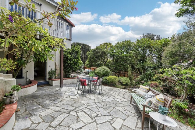 1475 Monterey Blvd, San Francisco, CA 94127 - view of patio with outdoor dining area