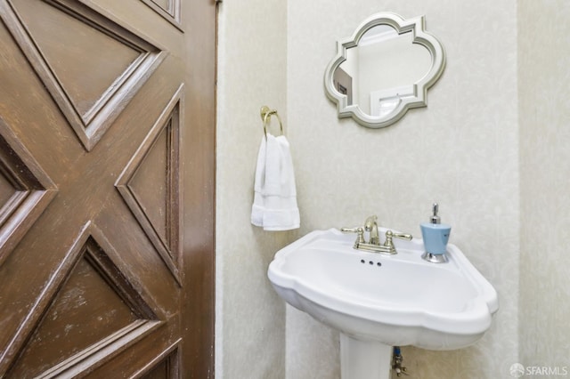 1475 Monterey Blvd, San Francisco, CA 94127 - bathroom featuring a sink
