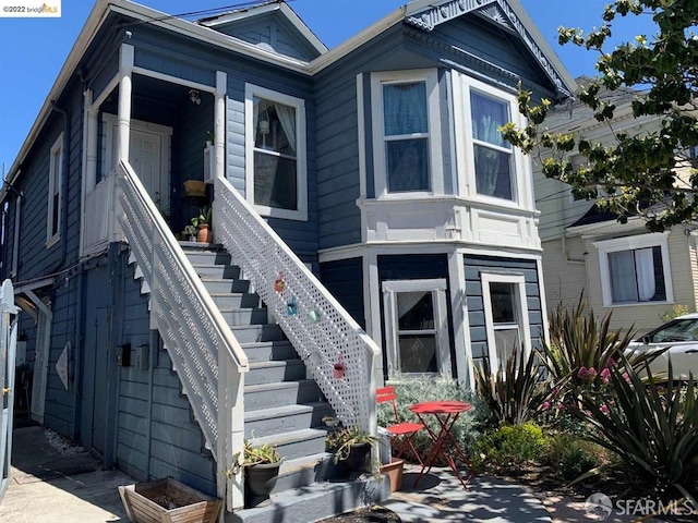 1070 56th St, Emeryville CA, 94608, 7 bedrooms, 3.5 baths house for sale