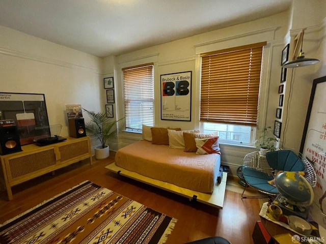 860 Bush St, San Francisco, CA 94108 - bedroom with wood finished floors