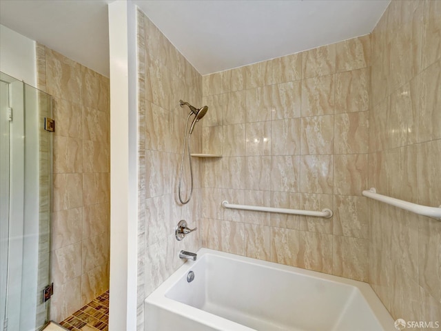 173 Warren Dr, San Francisco, CA 94131 - bathroom with tub / shower combination