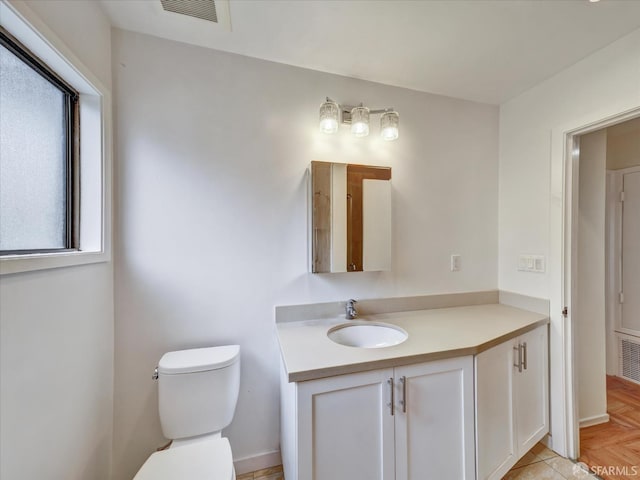 173 Warren Dr, San Francisco, CA 94131 - bathroom with vanity and toilet
