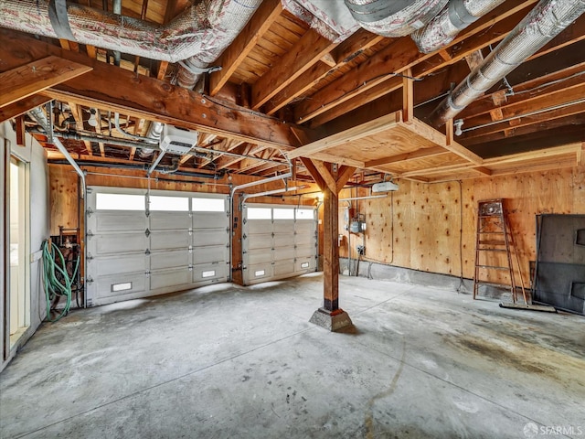 173 Warren Dr, San Francisco, CA 94131 - view of garage