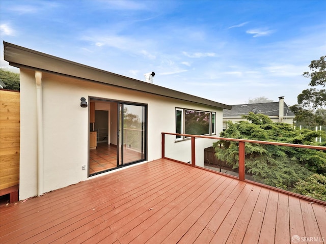 173 Warren Dr, San Francisco, CA 94131 - view of wooden terrace