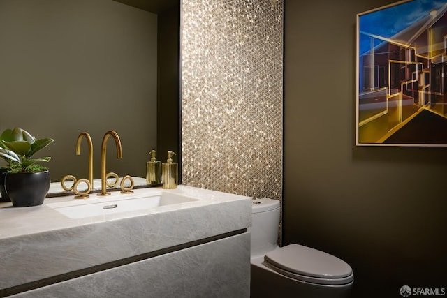488 Folsom St Unit 5501, San Francisco, CA 94105 - bathroom with toilet and vanity