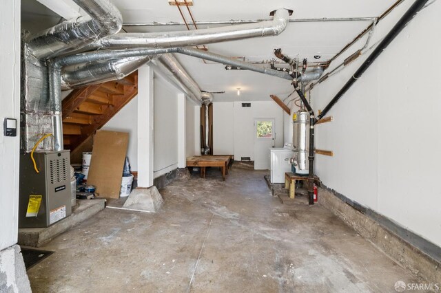 363 Prague St, San Francisco, CA 94112 - below grade area featuring washer / dryer