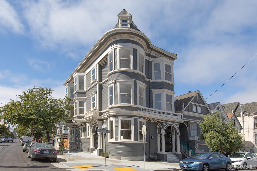 900 York St, San Francisco, CA 94110 - photo 1