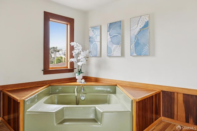 1285 Holloway Ave, San Francisco, CA 94132 - bathroom with a garden tub and a sink