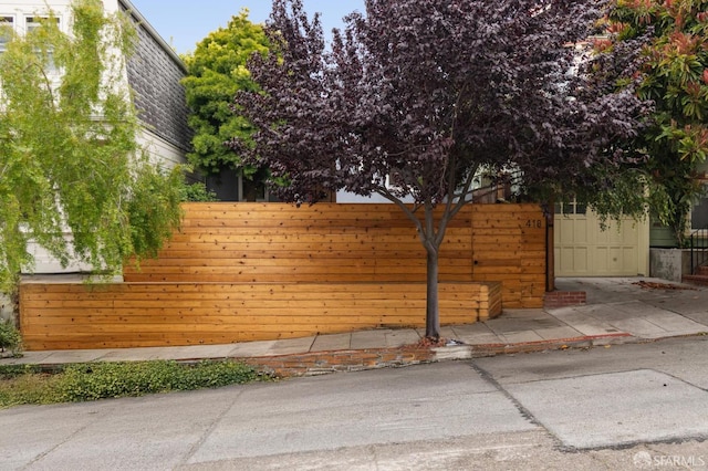 418 Anderson St, San Francisco, CA 94110 - photo 1