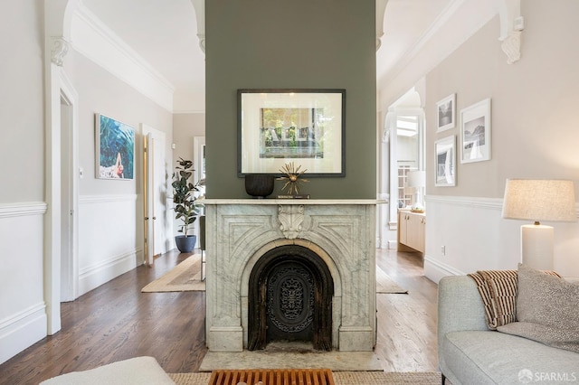 1908 Buchanan St, San Francisco, CA 94115 - living room featuring wood finished floors and ornamental molding
