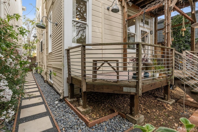 719-721 Shotwell St, San Francisco, CA 94110 - view of side of home