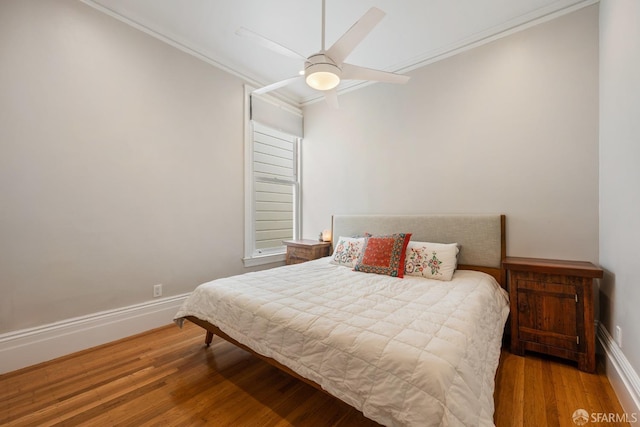 719-721 Shotwell St, San Francisco, CA 94110 - bedroom featuring crown molding, wood finished floors, baseboards, and ceiling fan